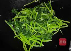 Illustration of how to make stir-fried emperor dishes 7