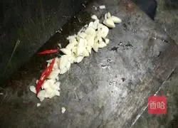 Illustration of how to make spicy and sour potato shreds 2