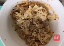 Illustration of how to make dried shrimps and cabbage 6