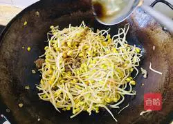 Illustration of how to make fried shredded beef with soybean sprouts and oil 7