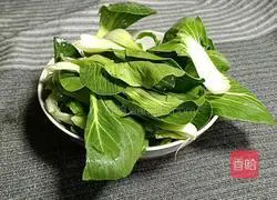 Illustration of how to make fried vegetables with moldy bean dregs 1