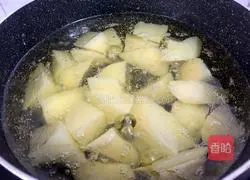 Illustration of how to make Di Sanxian 8