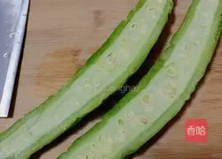 Illustration of how to make cold bitter melon 1