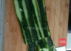 Illustration of how to make cold cucumber 3