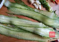 Illustration of how to make high-looking cold dishes with cucumbers and preserved eggs 4