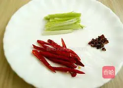 Illustration of how to make cold lettuce 2