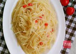 Illustration of how to make potato shreds 7