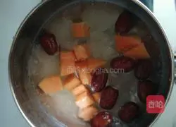 Papaya and red dates Illustration of how to make soup 5