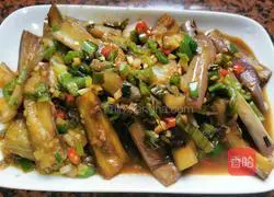 Illustration of how to make eggplant with oyster sauce 8