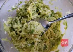 Illustration of how to make fried green radish balls 10