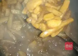 Illustration of how to make Huaishan with soy sauce 8