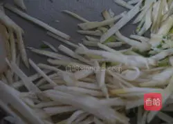  Stir-fried wild rice Illustration of how to do it 3