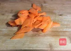 Illustration of how to make fried king oyster mushrooms with carrots 2