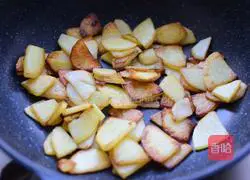 Cumin, onion and potato slices recipe 4