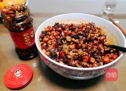 Illustration of Laoganma's recipe for mixing peanut beef sauce 5