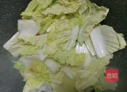 Illustration of how to make spicy and sour cabbage and baby cabbage 4