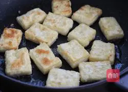 Illustration of how to cook tofu with chopped pepper sauce 6