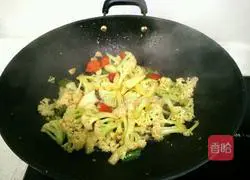 Illustration of how to make stir-fried cauliflower 8