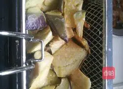 Illustration of braised yellow pepper and eggplant 1