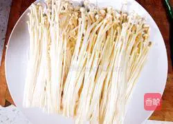 Illustration of how to make garlic mushrooms 3