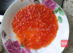 Illustration of how to mix salmon and caviar 6