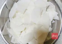 Illustration of how to make sweet and sour radish 1