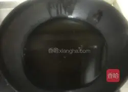 Illustration of how to make dry fried fresh mushrooms 6