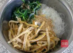 Mustard Spinach Illustration of how to do it 5