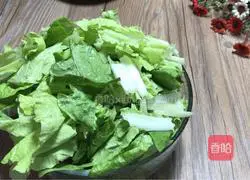 Illustration of how to make Chinese cabbage with melon seeds and kernels 2