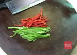 Sichuan Style - Double Pepper Potato Shreds Illustration 3