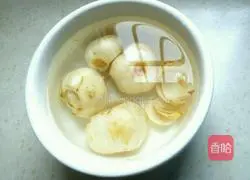 Illustration of how to make celery lily 3