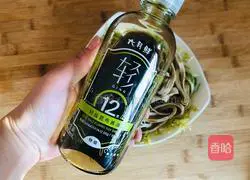 Illustration of how to make scallion oil tofu skin 4