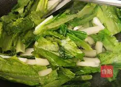 Illustration of how to make fried yam and lettuce 8