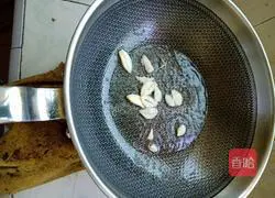 Illustration of how to make stir-fried sweet potato tips 3