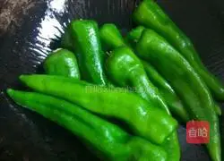 How to braise peppercorns in oil Illustration 3