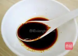 Illustration of how to make hand-shredded cabbage 7