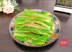 Illustration of how to make sesame sauce mixed with lettuce 14