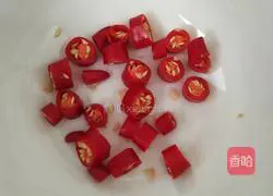 Illustration of how to mix Enoki mushrooms 2