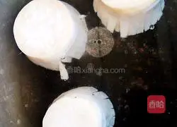 Three Golden Flowers' Fragrant Fried King Oyster Mushrooms Recipe Illustration 4