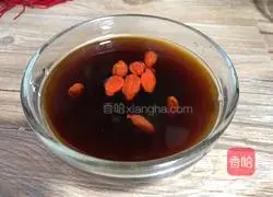 Illustration of how to make enoki mushroom bean skin rolls 4