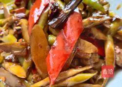 Illustration of how to make star anise, cinnamon and fragrant bamboo shoots 11