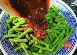 Illustration of how to make cold cowpeas 25