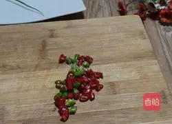 Illustration of how to make spicy and smelly dried seeds 2