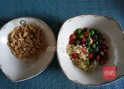 Illustration of how to make cold cucumber rolls 6