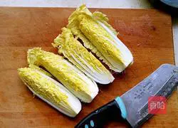 Illustration of how to make baby cabbage in soup 2