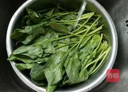 Illustration of how to make cold spinach 1