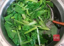 Illustration of how to make stir-fried cabbage 6