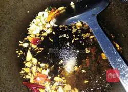 Illustration of how to make cold kelp shreds 3