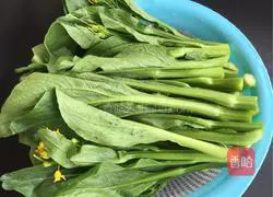 Illustration of how to make salted cabbage 2