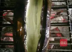 Illustration of how to make roasted eggplant with garlic minced meat 4